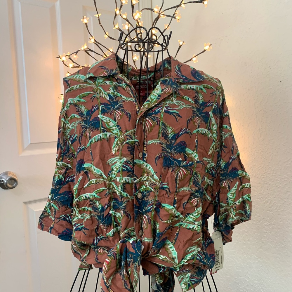 Arizona Hawaiian button up tee